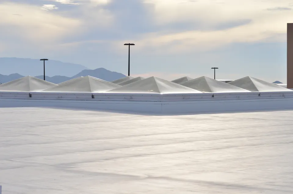 Commercial low-slope roof system